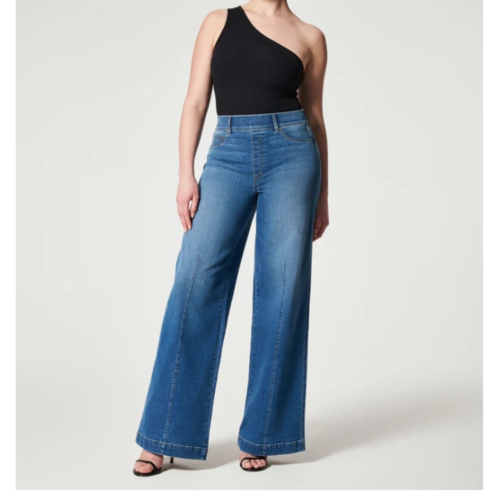 SPANX Seamed Front Wide Leg Jeans in Vintage Indigo SIZE: LARGE TALL